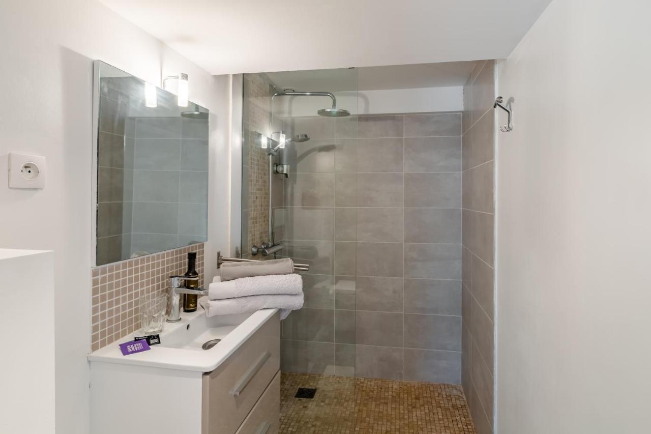 Appartements Du Jas De Clare La Cadiere-d'Azur Luaran gambar